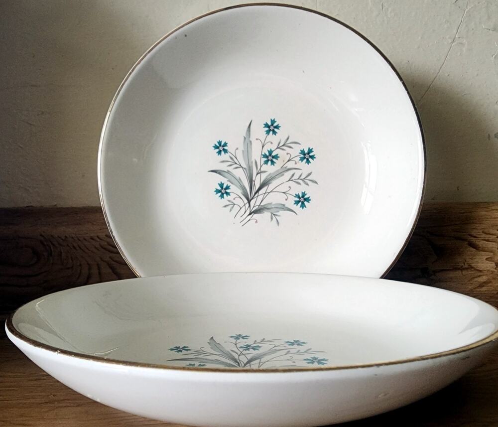 2 SCIO Hampton Coupe Soup Bowls Cornflower Teal Turquoise Flower 7 1/2 Inch